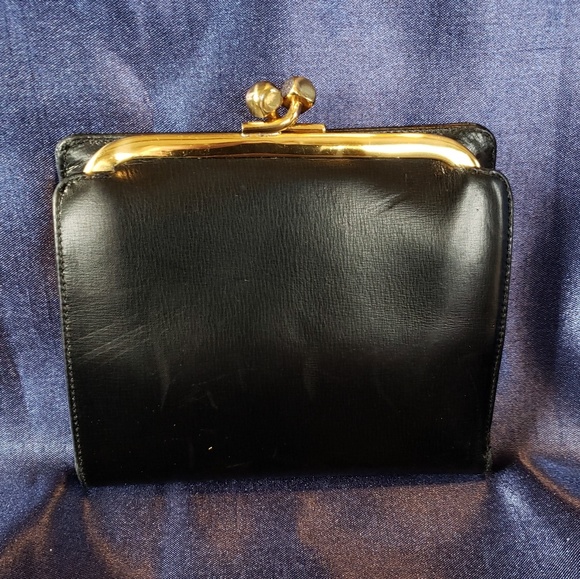 Koret Handbags - Koret Wallet